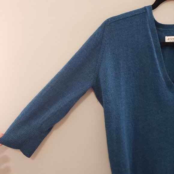 Aritzia Community Merino Wool V Neck Sweater S - Picture 4 of 8